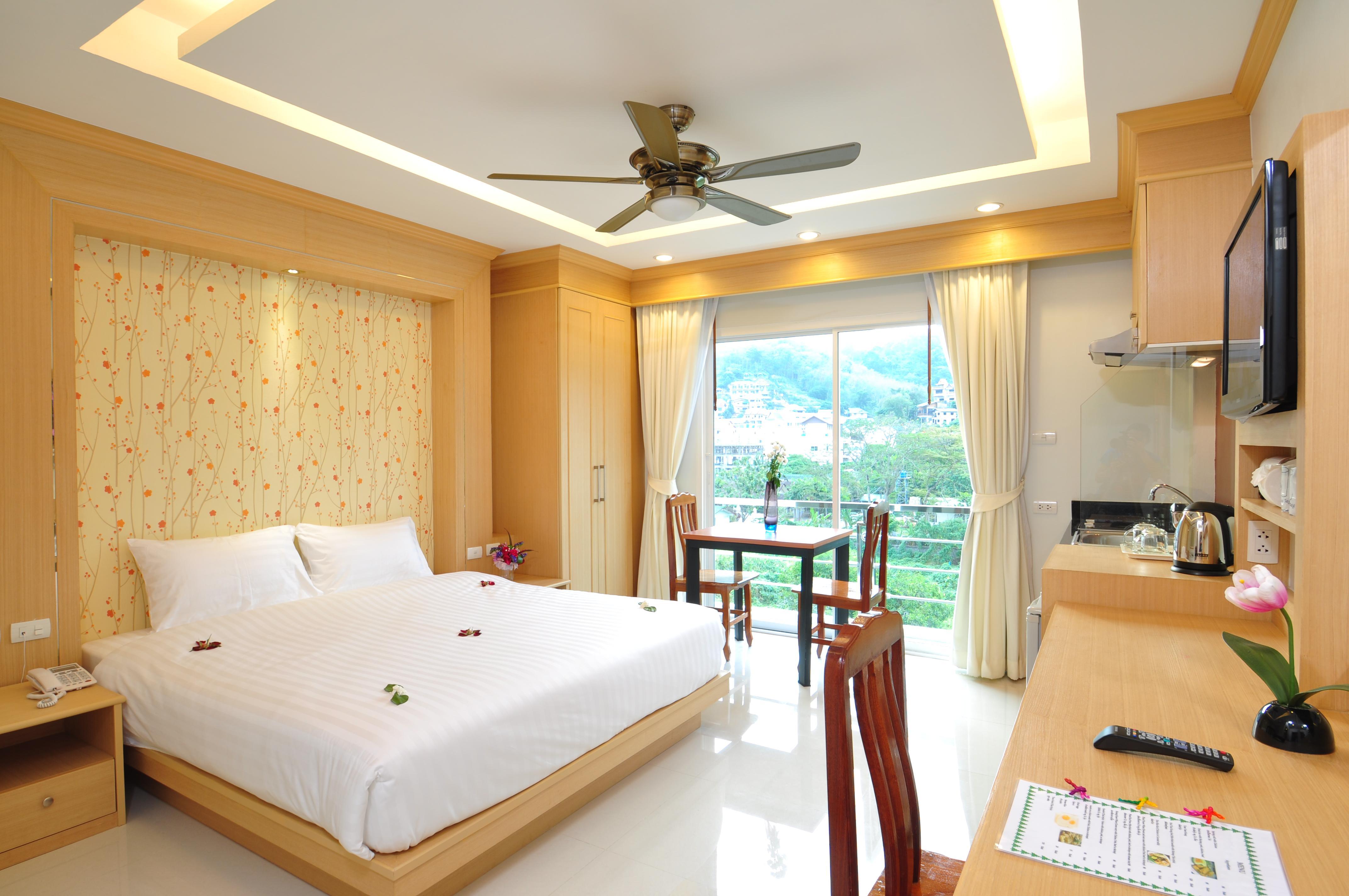 Green Harbor Hotel & Service Apartment Patong Eksteriør bilde