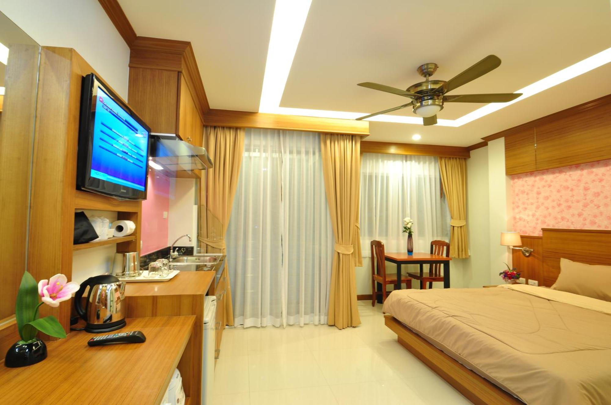 Green Harbor Hotel & Service Apartment Patong Eksteriør bilde